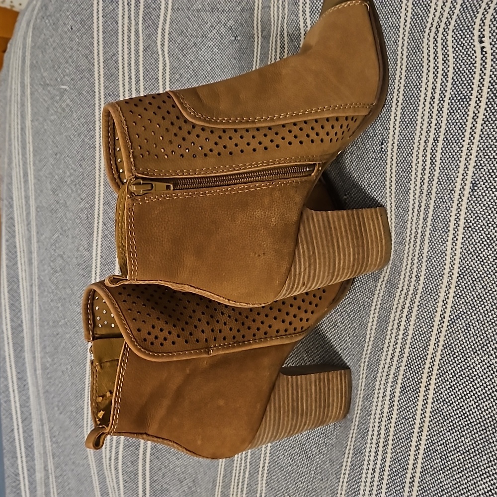 Lucky Brand Perforated Sued Lazer Cut Peep Toe Booties